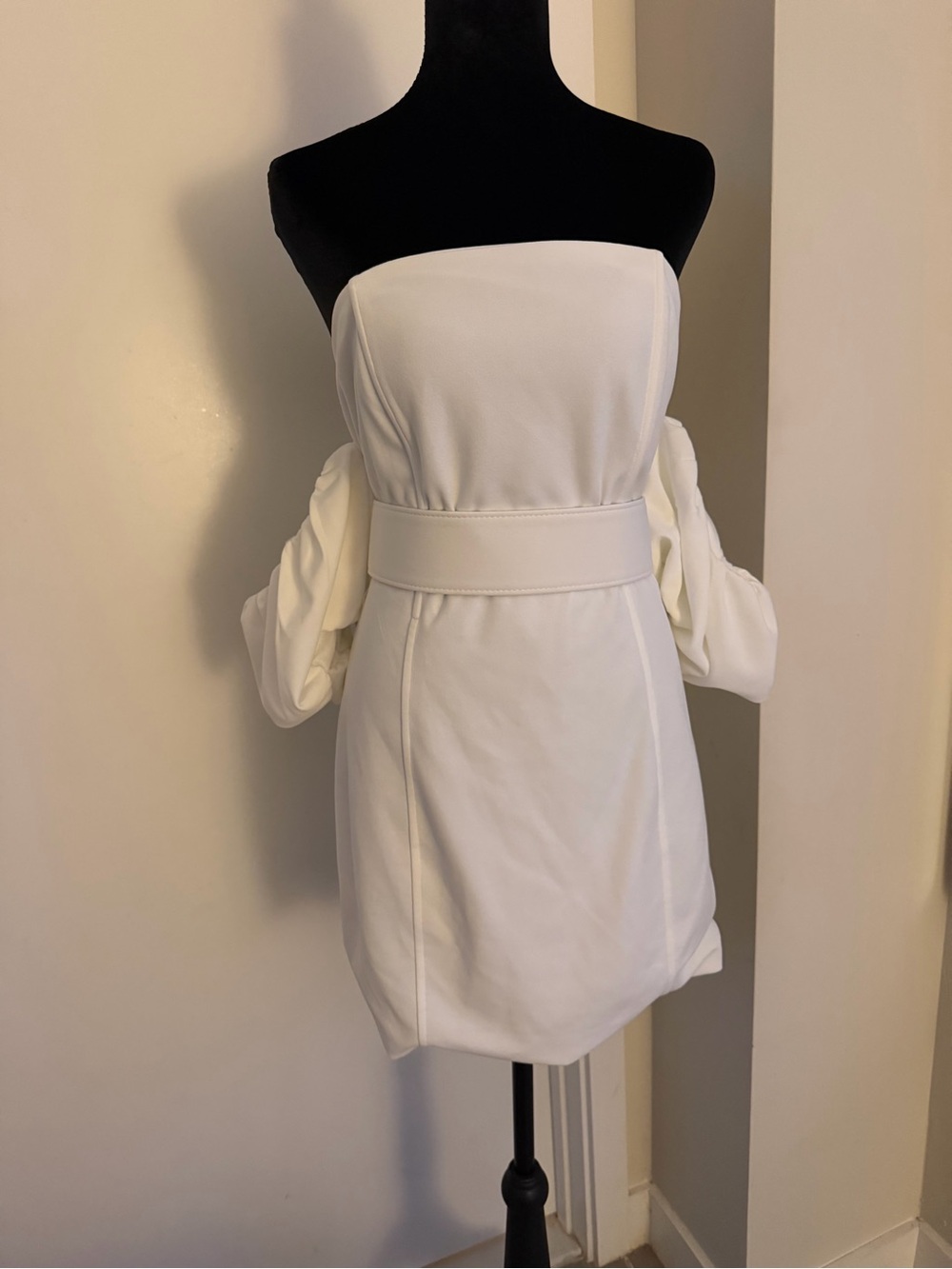 Strapless White Mini Dress with Off the shoulder Sleeves